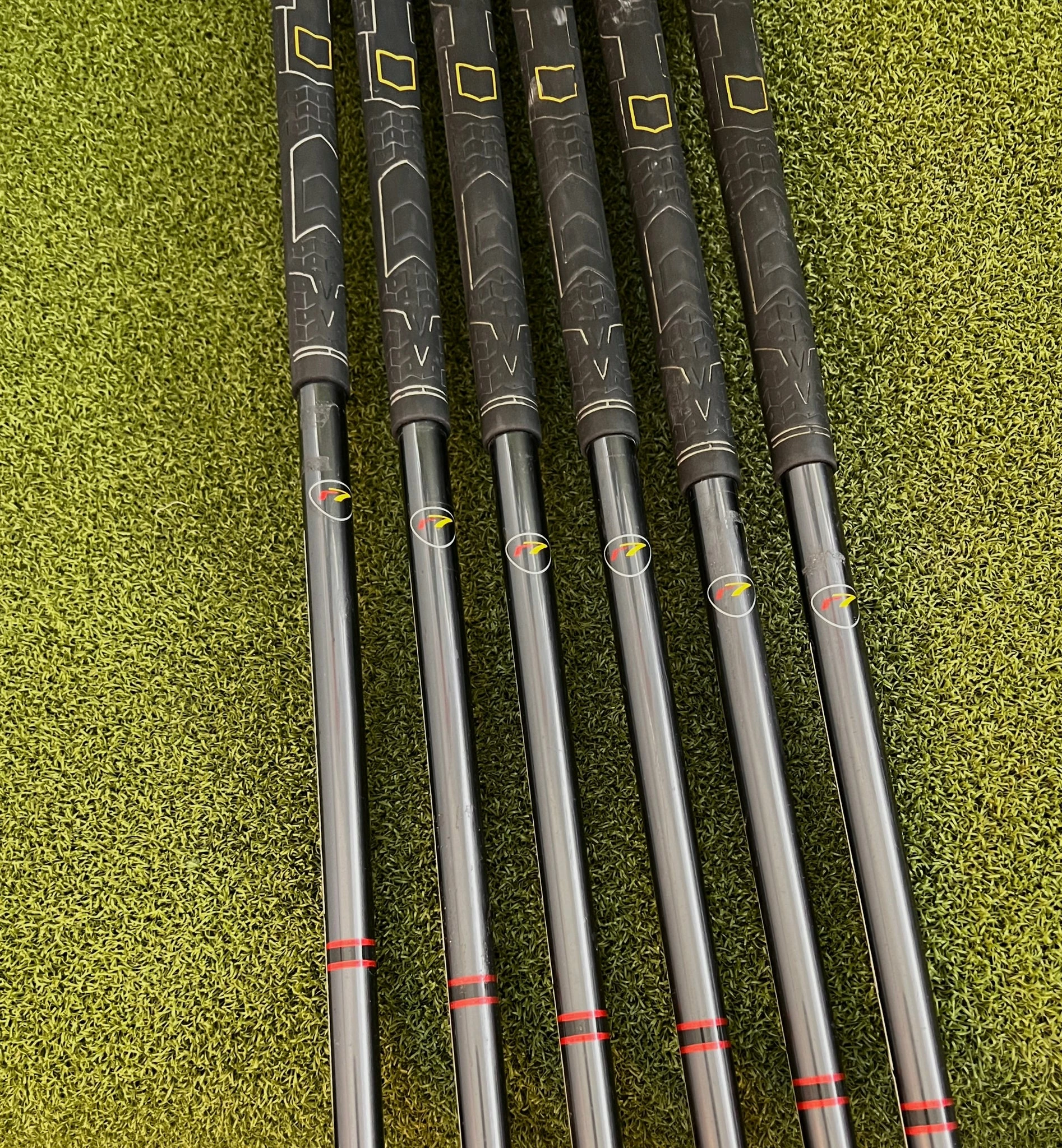 Www.chipnputt.com TaylorMade Burner XD Titanium 5-PW Iron Set, RH, REAX Regular Graphite - Great! 11 Www.chipnputt.com TaylorMade Burner XD Titanium 5-PW Iron Set, RH, REAX Regular Graphite - Great! - Image 9