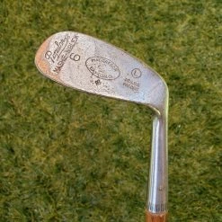 Www.chipnputt.com Antique Vintage MacGregor Popular Mashie Niblick 6 Iron, Hickory Wood Shaft , RH