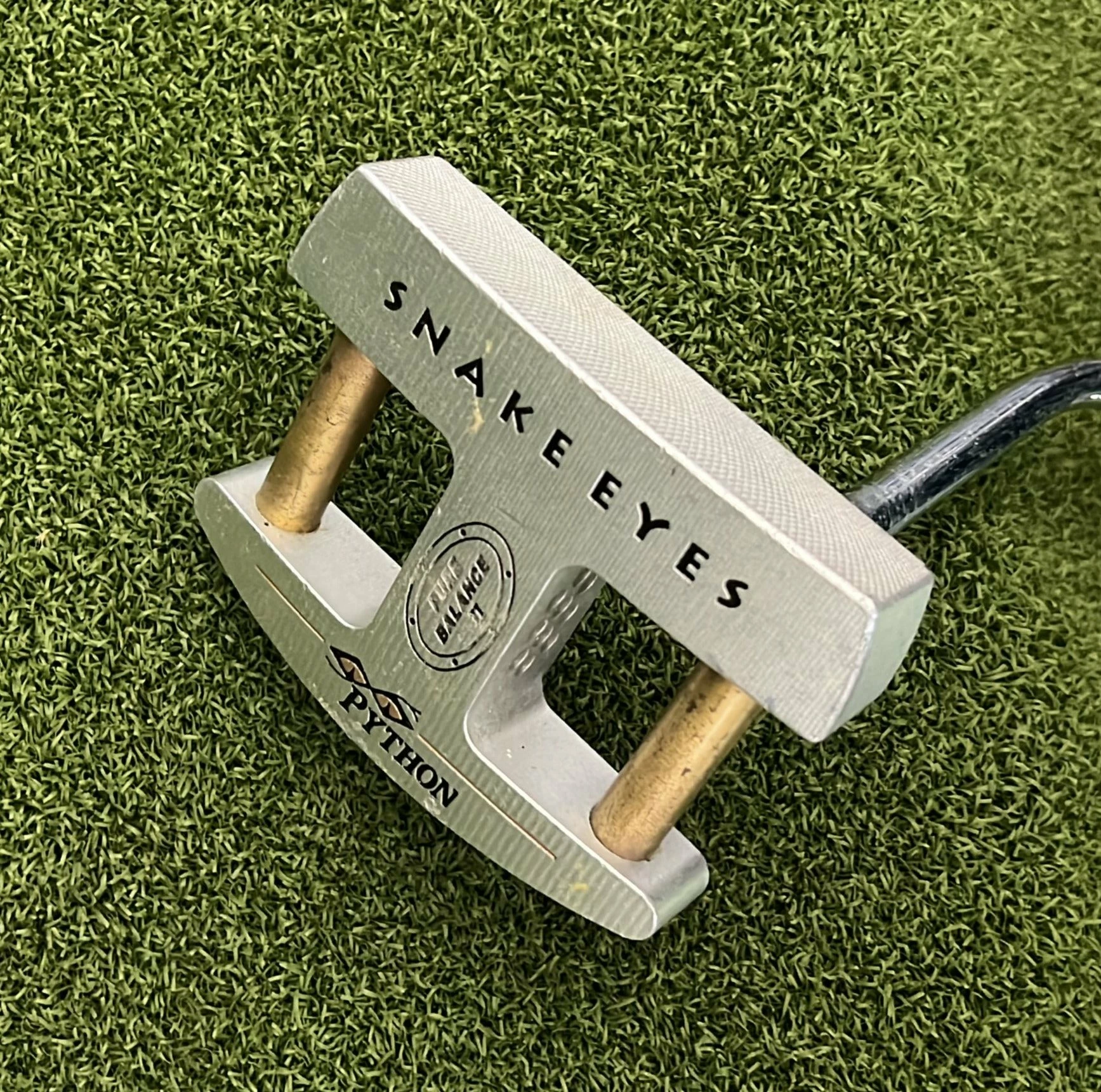 Www.chipnputt.com Snake Eyes Python Pure Balance II Putter, 34", RH, Golf Pride Grip - Great! 3 Www.chipnputt.com Snake Eyes Python Pure Balance II Putter, 34", RH, Golf Pride Grip - Great!