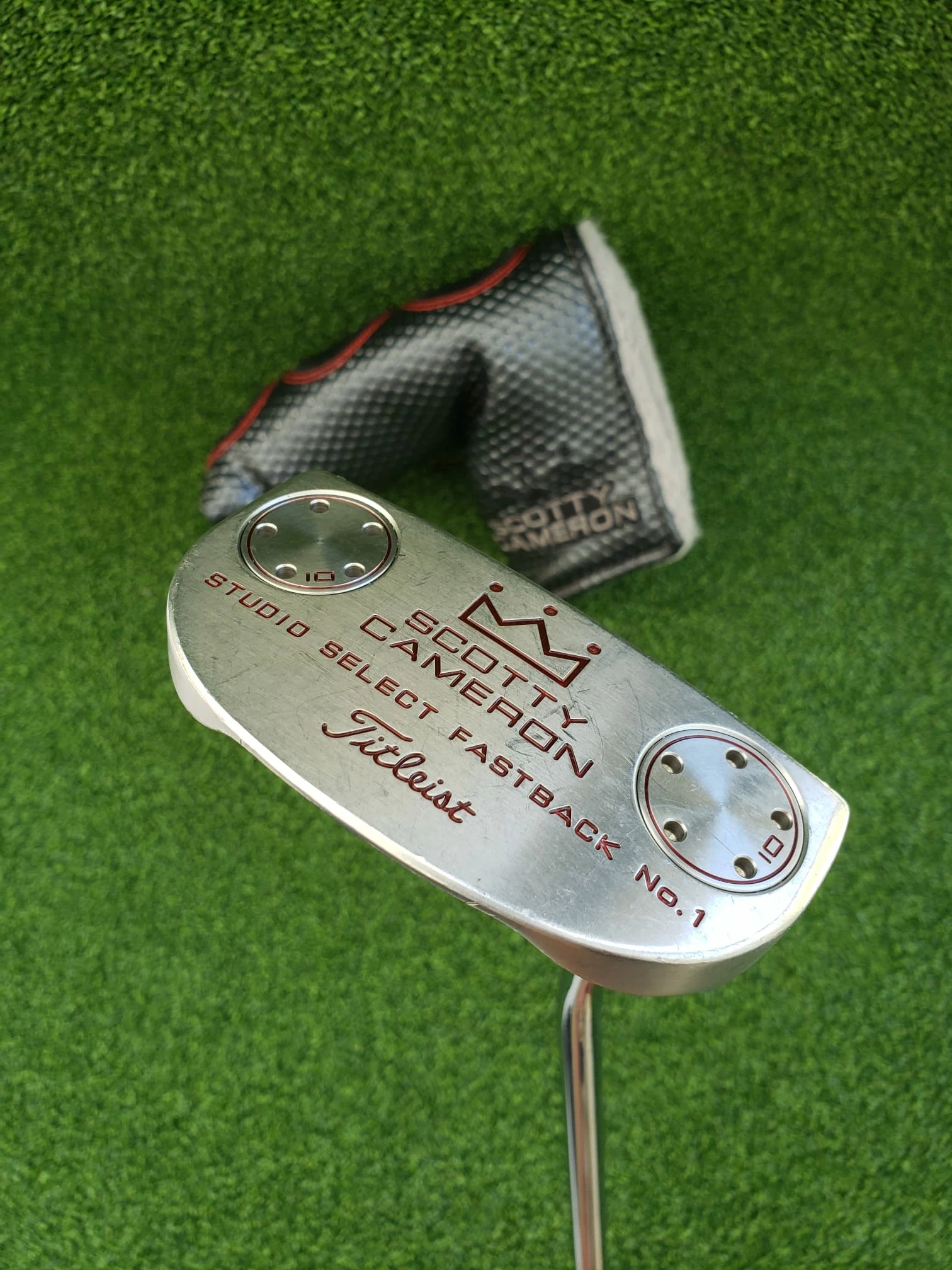 Www.chipnputt.com Titleist Scotty Cameron Studio Select Fastback No.1 Putter, RH + HC, 32.5"- Great! 3 Www.chipnputt.com Titleist Scotty Cameron Studio Select Fastback No.1 Putter, RH + HC, 32.5"- Great!