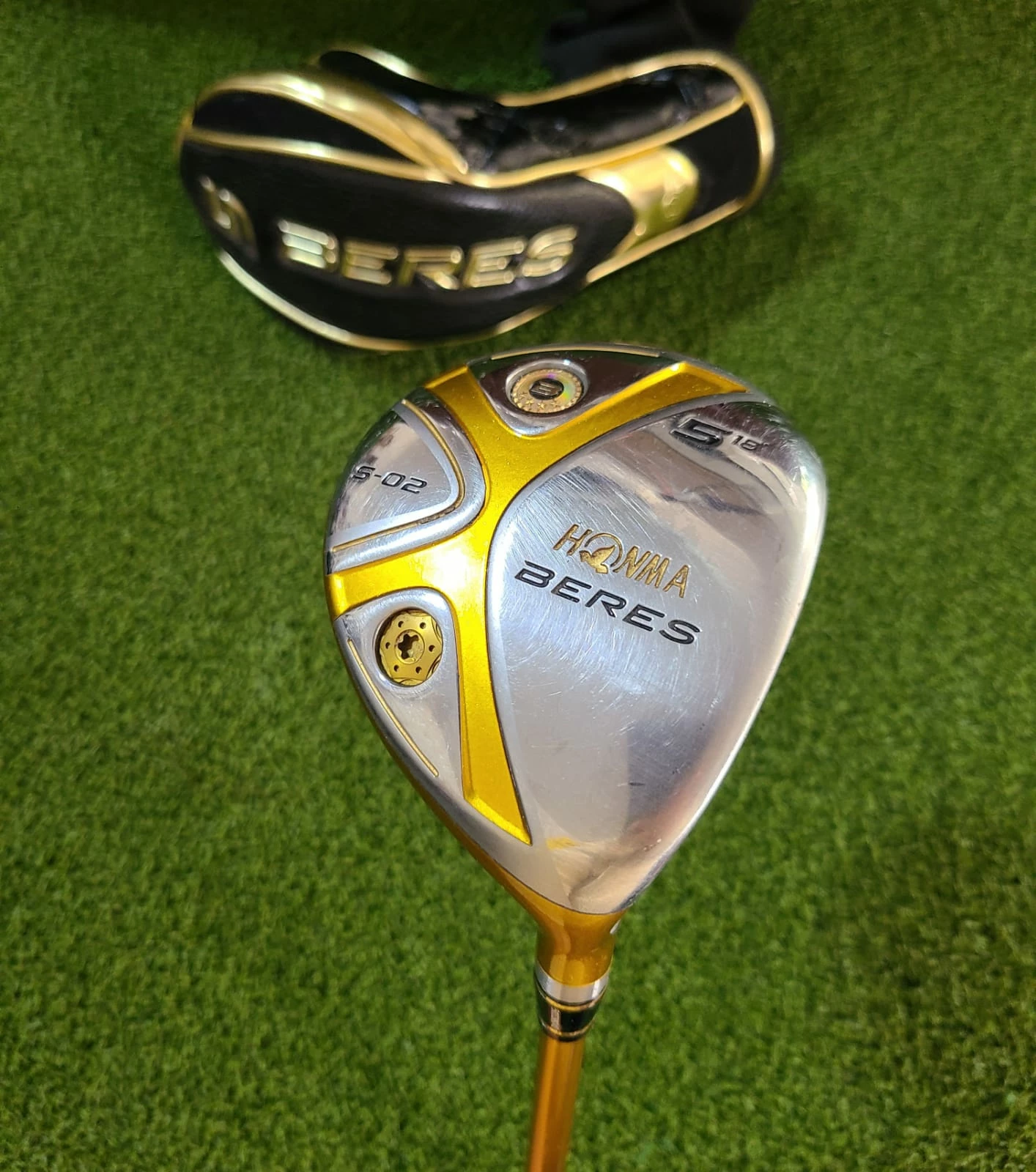 Www.chipnputt.com Honma Beres S-02 4 Star 18º 5 Wood, RH, 43", ARMRQ 6 4S 49 Regular Shaft- Fair! 3 Www.chipnputt.com Honma Beres S-02 4 Star 18º 5 Wood, RH, 43", ARMRQ 6 4S 49 Regular Shaft- Fair!