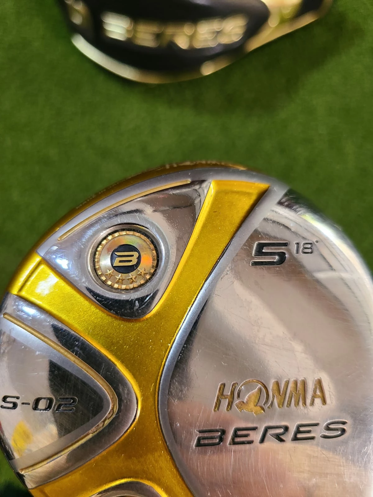 Www.chipnputt.com Honma Beres S-02 4 Star 18º 5 Wood, RH, 43", ARMRQ 6 4S 49 Regular Shaft- Fair! 5 Www.chipnputt.com Honma Beres S-02 4 Star 18º 5 Wood, RH, 43", ARMRQ 6 4S 49 Regular Shaft- Fair! - Image 3