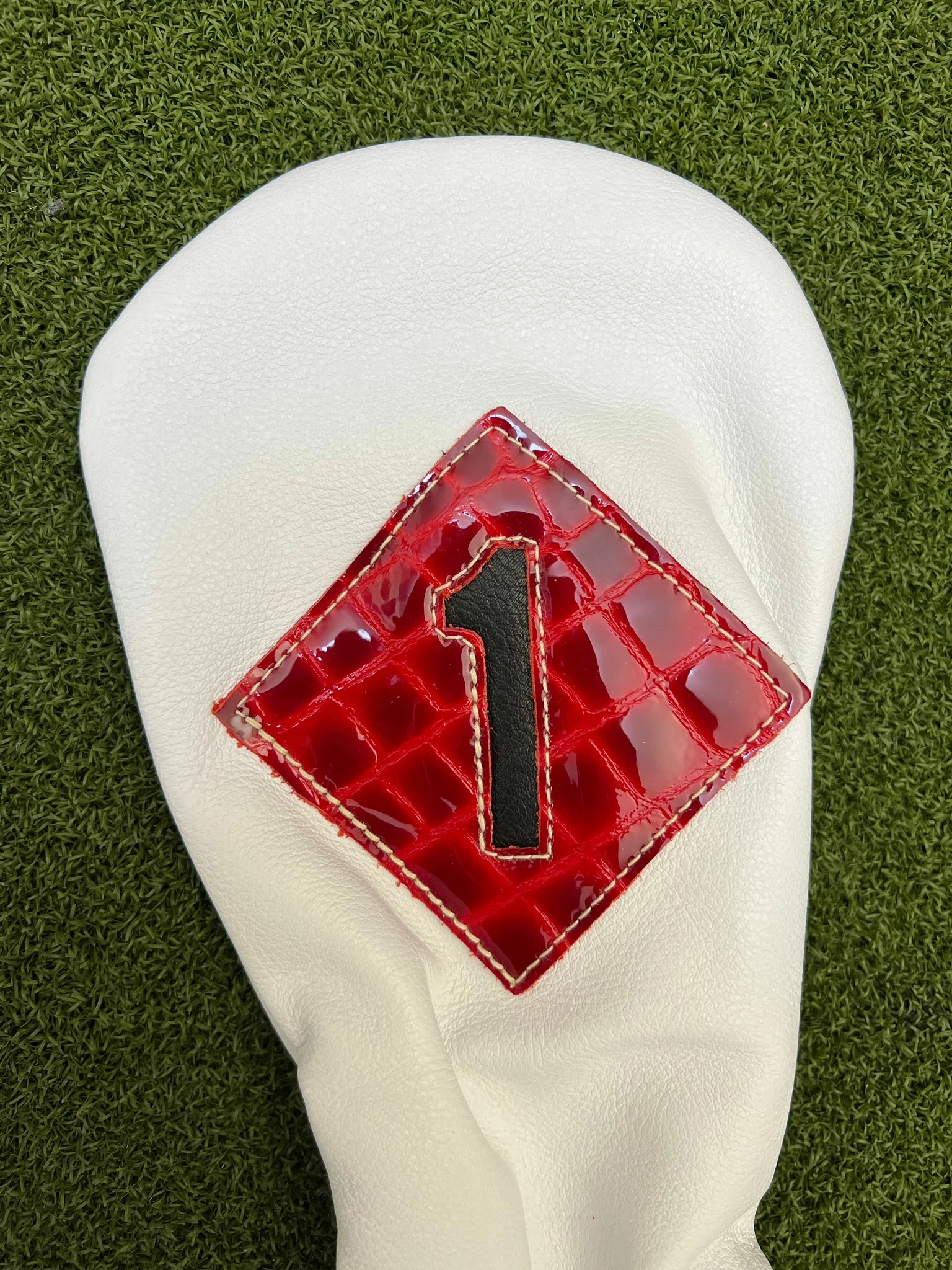 Www.chipnputt.com Iliac Golf Vintage 3 Snow White + Patent Red Croc & Black Driver Headcover-NEW! 4 Www.chipnputt.com Iliac Golf Vintage 3 Snow White + Patent Red Croc & Black Driver Headcover-NEW! - Image 2