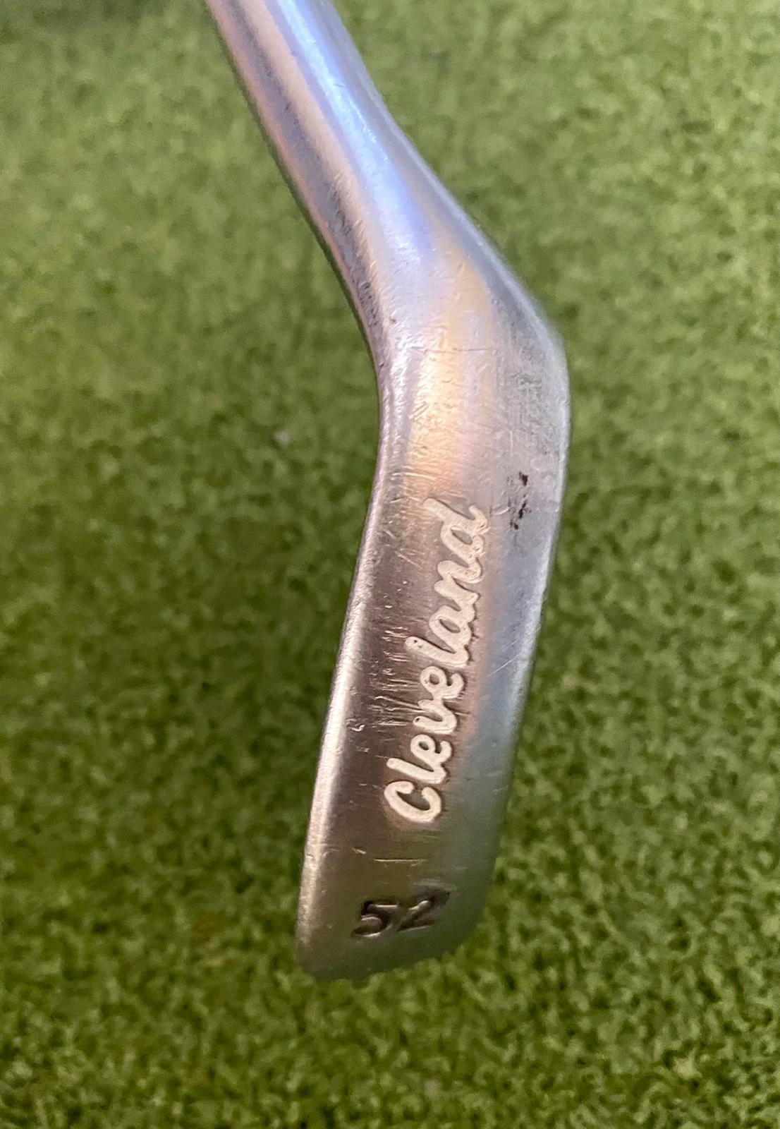 Www.chipnputt.com Cleveland CG11 CMM 52* Wedge, RH, True Temper Dynamic Gold Wedge Flex Steel Shaft- Good Condition 6 Www.chipnputt.com Cleveland CG11 CMM 52* Wedge, RH, True Temper Dynamic Gold Wedge Flex Steel Shaft- Good Condition - Image 4