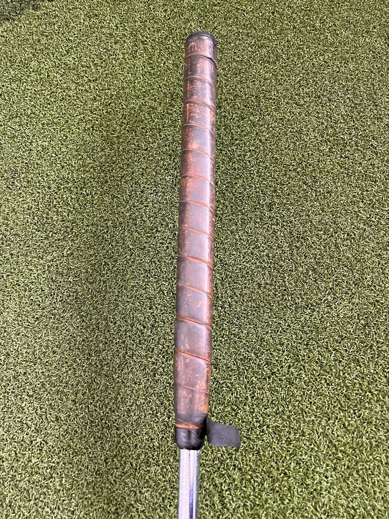 Www.chipnputt.com Ray Cook Nugget 2 Brass Putter, 35", RH, Stock Shaft & Leather Grip-Vintage-Great! 8 Www.chipnputt.com Ray Cook Nugget 2 Brass Putter, 35", RH, Stock Shaft & Leather Grip-Vintage-Great! - Image 6