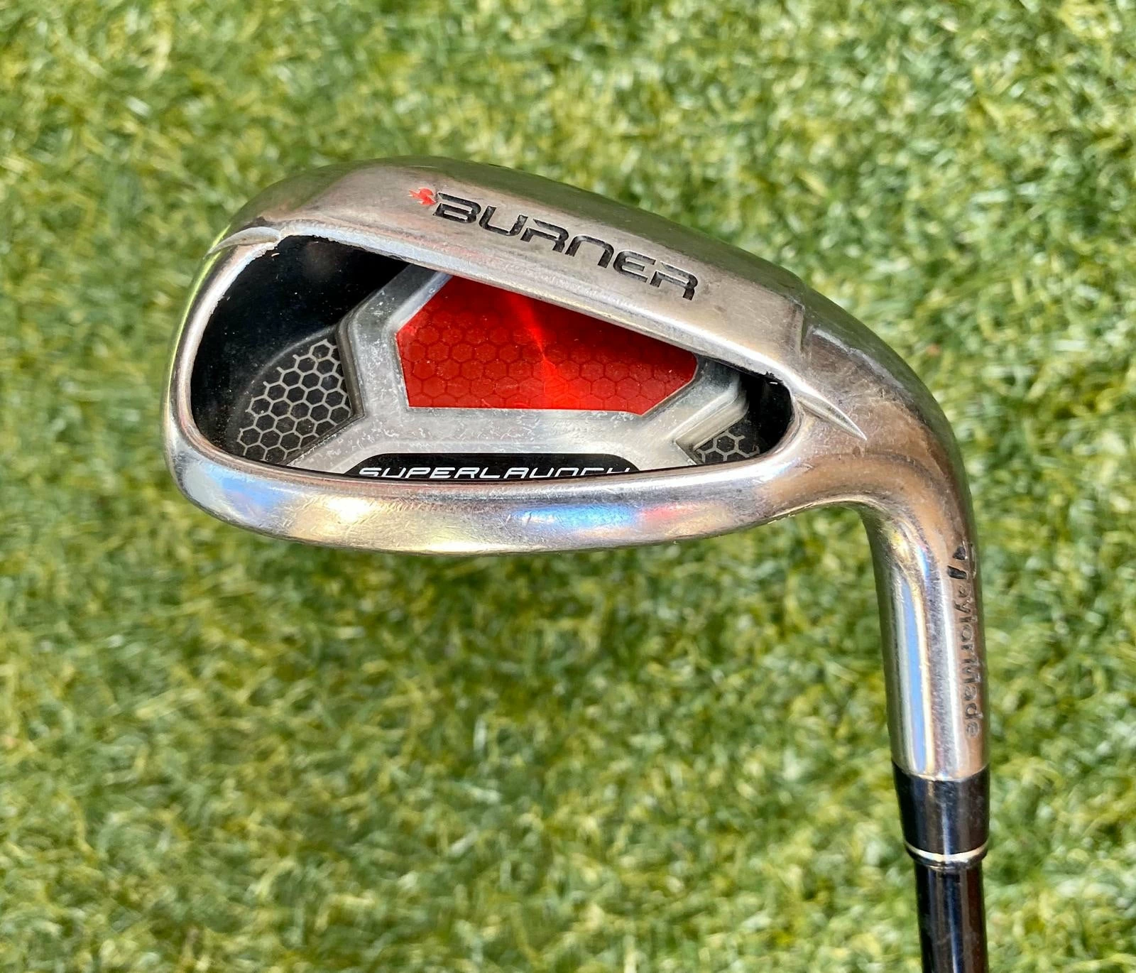Www.chipnputt.com TaylorMade Burner SuperLaunch Approach Wedge, RH, Burner SuperFast ReAx 60 Senior Graphite Shaft- Good Condition! 3 Www.chipnputt.com TaylorMade Burner SuperLaunch Approach Wedge, RH, Burner SuperFast ReAx 60 Senior Graphite Shaft- Good Condition!